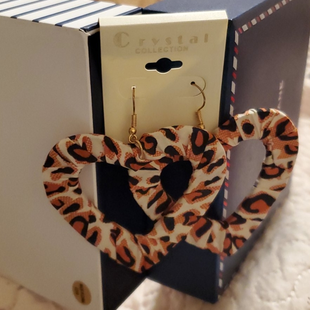 Heart earrings